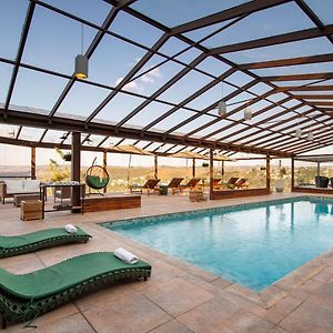 Chris Park Hotel